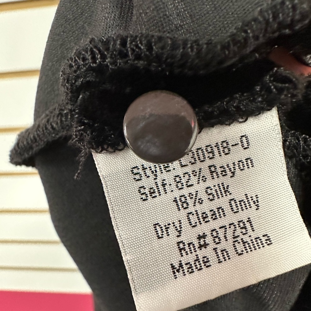 Love π€ Johnny Was Coco Wrap Black Faux Velvet Dress with Embroidered Bodice - Picture 10 of 12